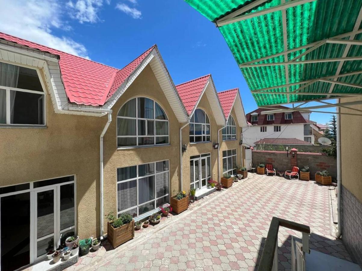 Tan Nuru Guest House Гостевой Дом Тан Нуру Cholpon-Ata Extérieur photo